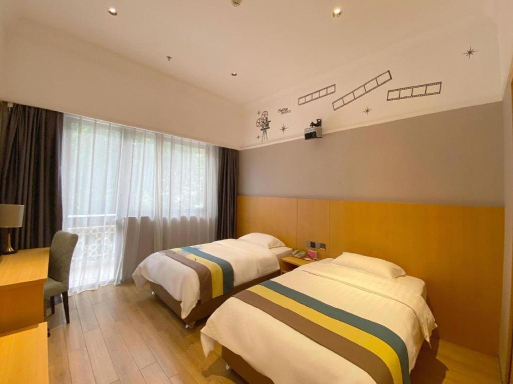 Carrianna Hotel Foshan Exterior photo