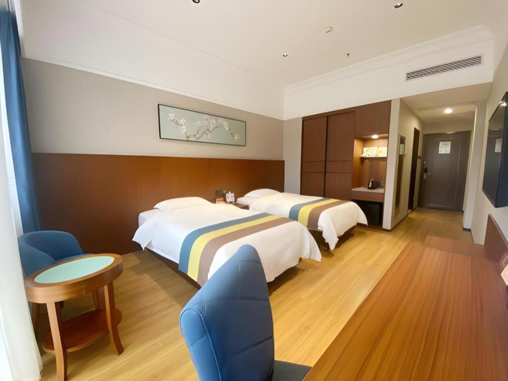 Carrianna Hotel Foshan Exterior photo