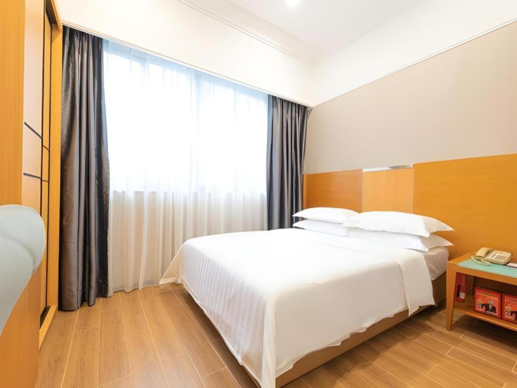 Carrianna Hotel Foshan Exterior photo